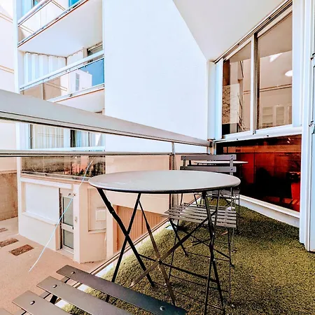 Apartamento Chic And Spacious With Parking