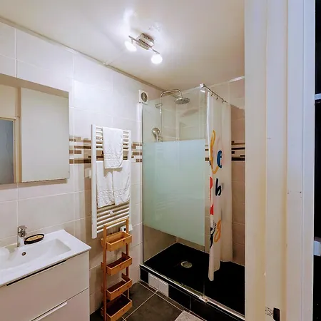 Apartment Chic And Spacious With Parking *